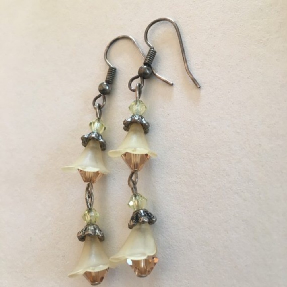 Antique Style Calla Lily Earrings